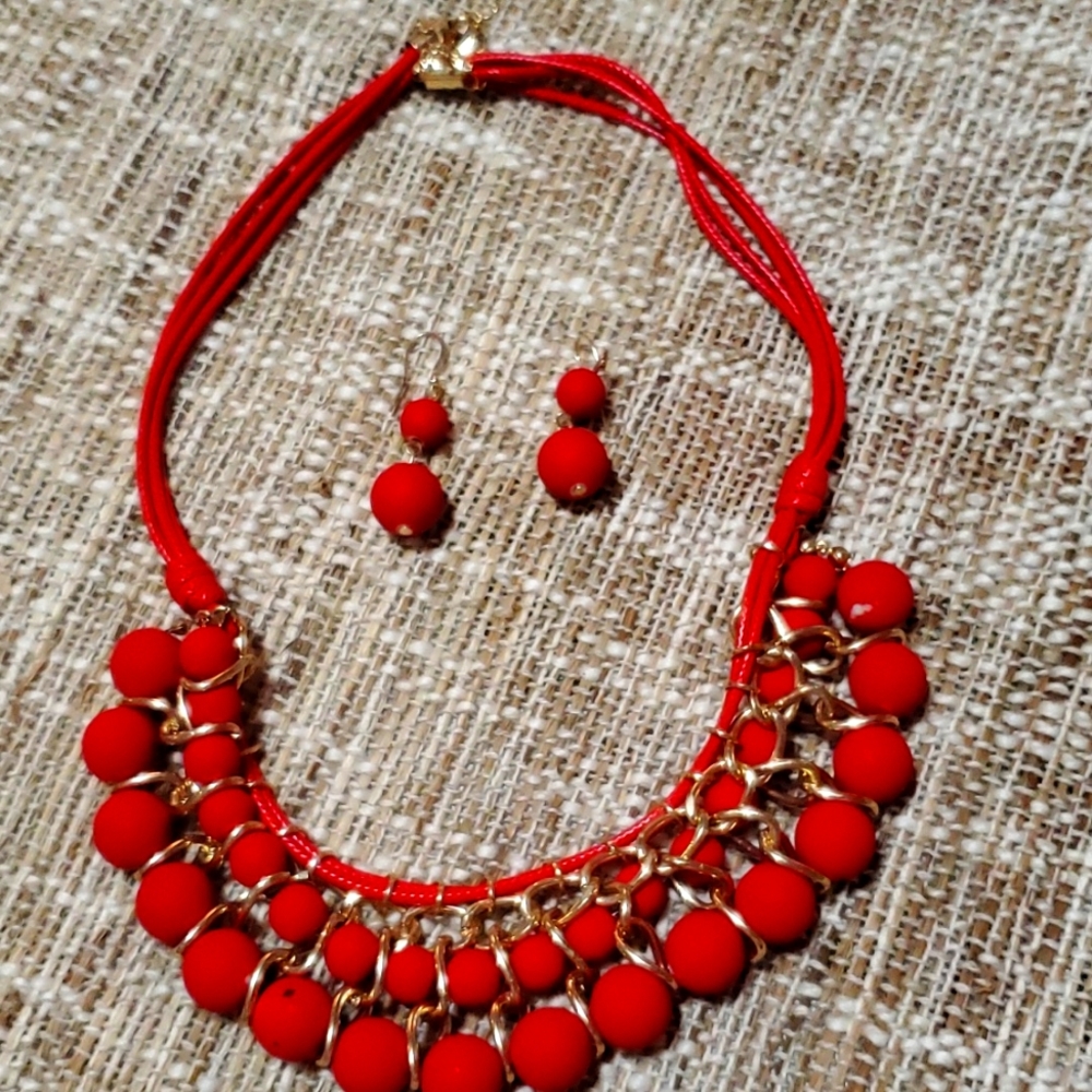 Gold red necklace set